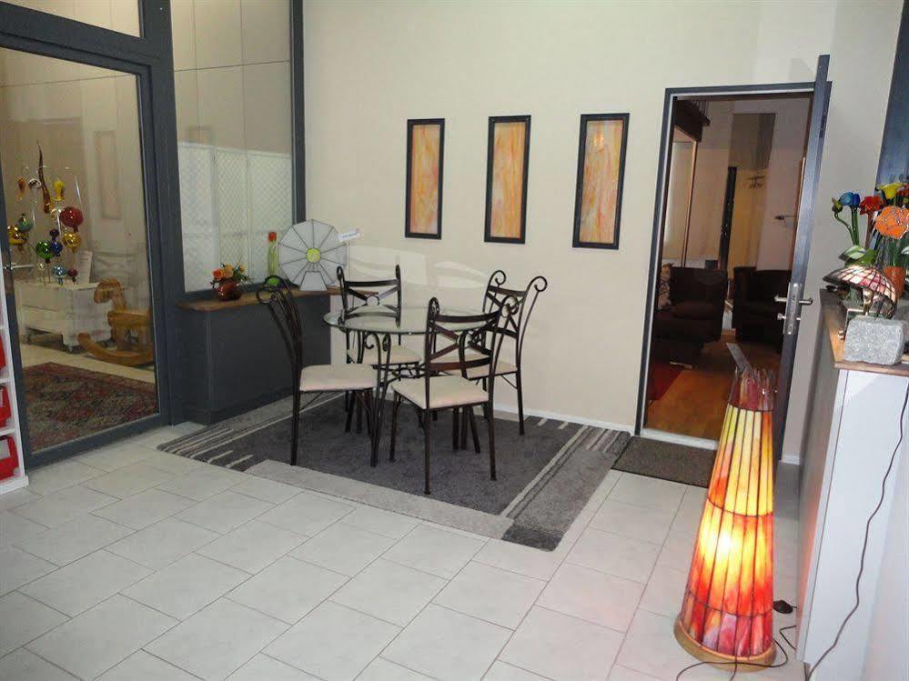 B & B Auf Dem Wolf, St. Jakob Basel Exteriör bild